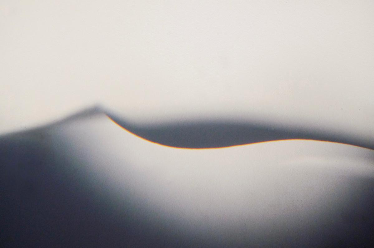 [1]detail: Crack (Nida Sinnokrot, 2008), photo by Nida Sinnokrot