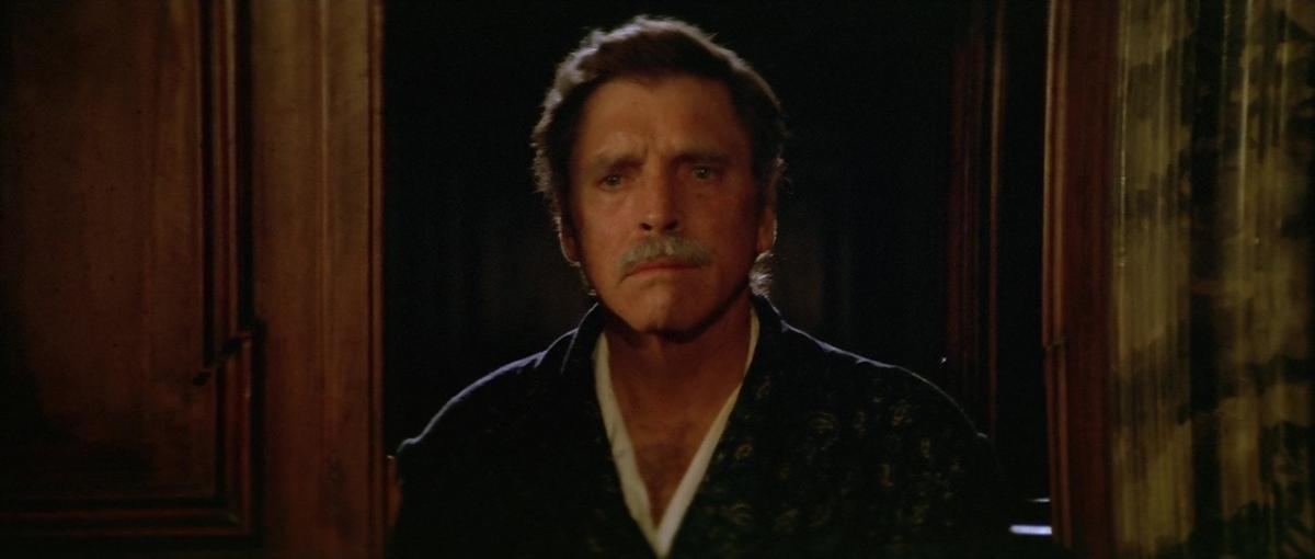 (2) Gruppo di famiglia in un interno [Conversation Piece] (Luchino Visconti, 1974)