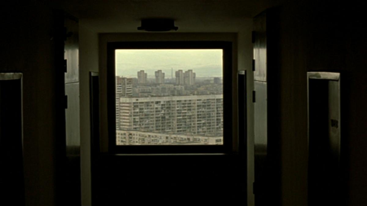 (2) La vie nouvelle (Philippe Grandrieux, 2002)