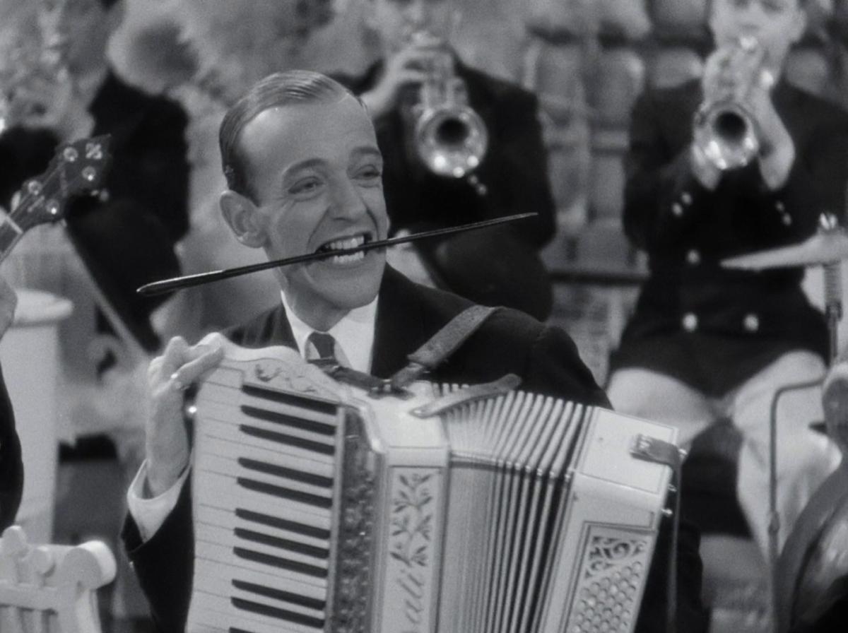 (4) Flying Down to Rio (Thornton Freeland, 1933)