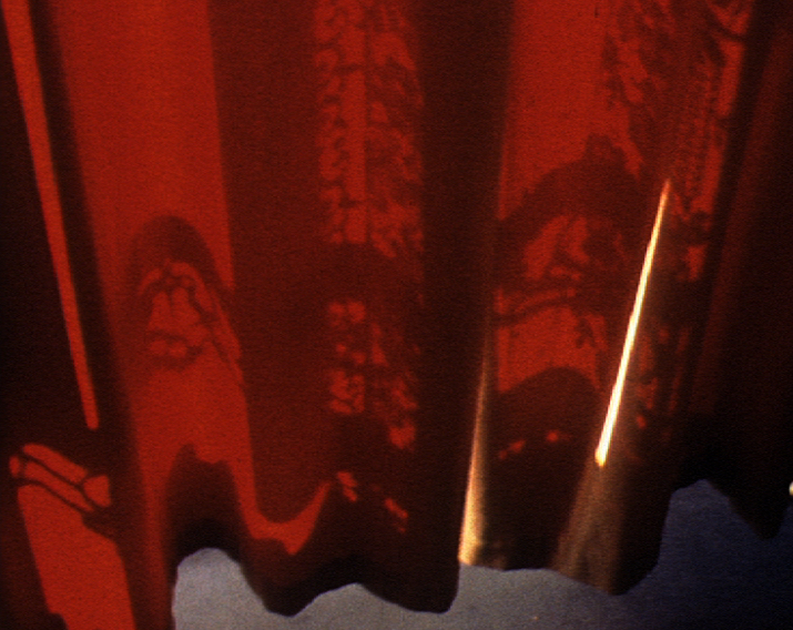 (3) Roter Vorhang (Helga Fanderl, 1998) (3) Roter Vorhang (Helga Fanderl, 1998)