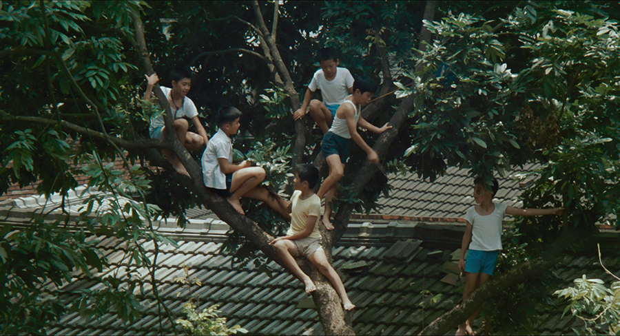 (3) Er zi de da wan ou [The Sandwich Man] (Hou Hsiao-Hsien, Wan Jen, Tseng Chuang-hsiang & Zhuangxiang Zeng, 1983)