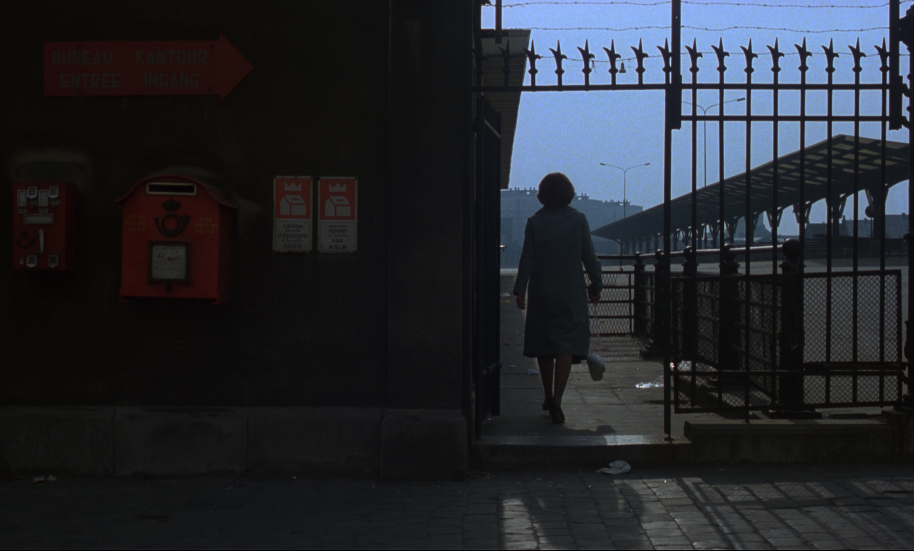(7) Jeanne Dielman, 23 quai du Commerce, 1080 Bruxelles (Chantal Akerman, 1975)