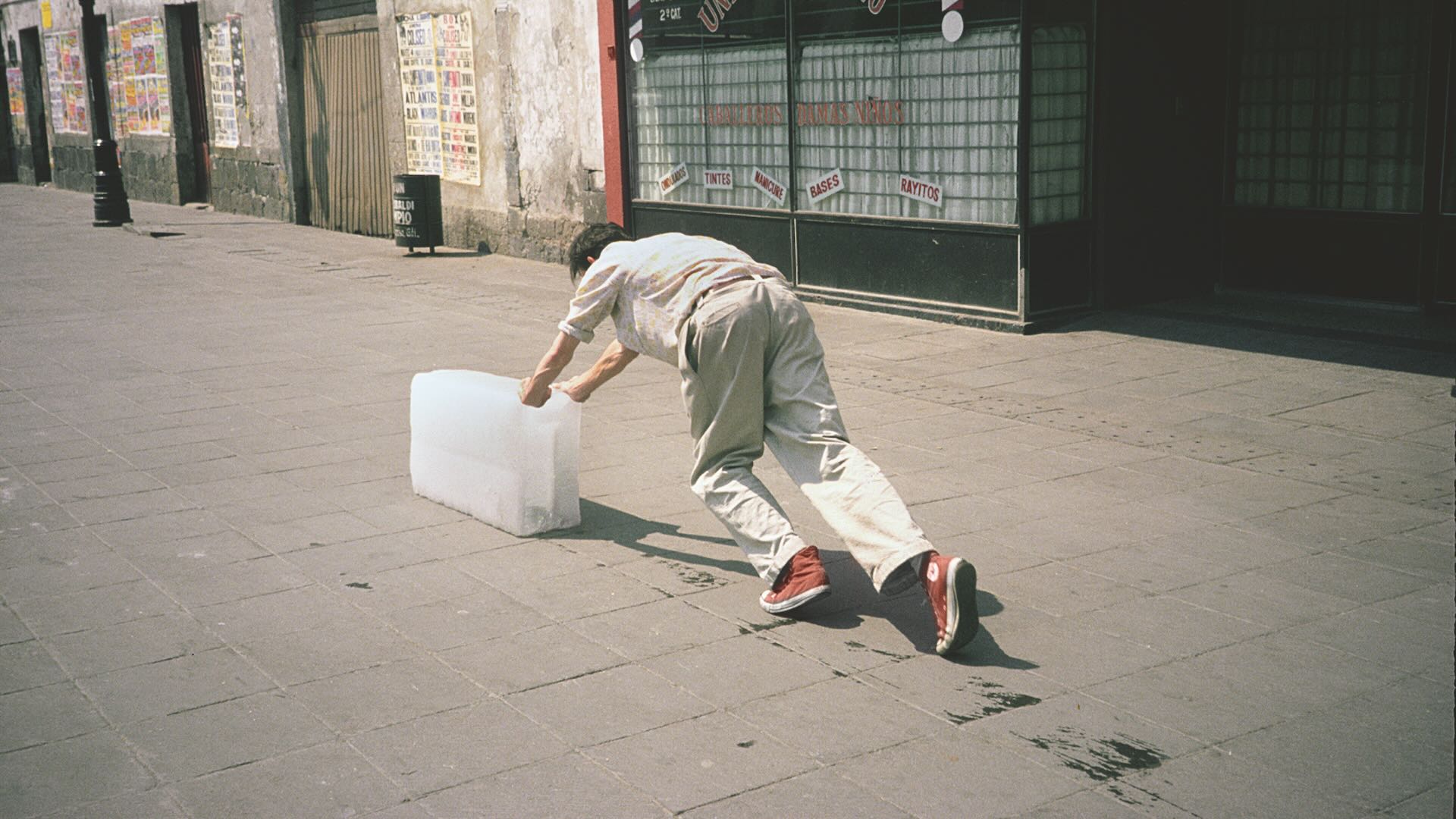 Paradox of Praxis: Sometimes Making Something Leads to Nothing (Francis Alÿs, 1997) Paradox of Praxis: Sometimes Making Something Leads to Nothing (Francis Alÿs, 1997)