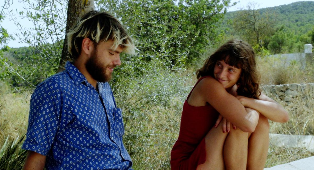(3) Mourir à Ibiza (Un film en trois étés) (Anton Balekdjian, Léo Couture & Mattéo Eustachon, 2022)