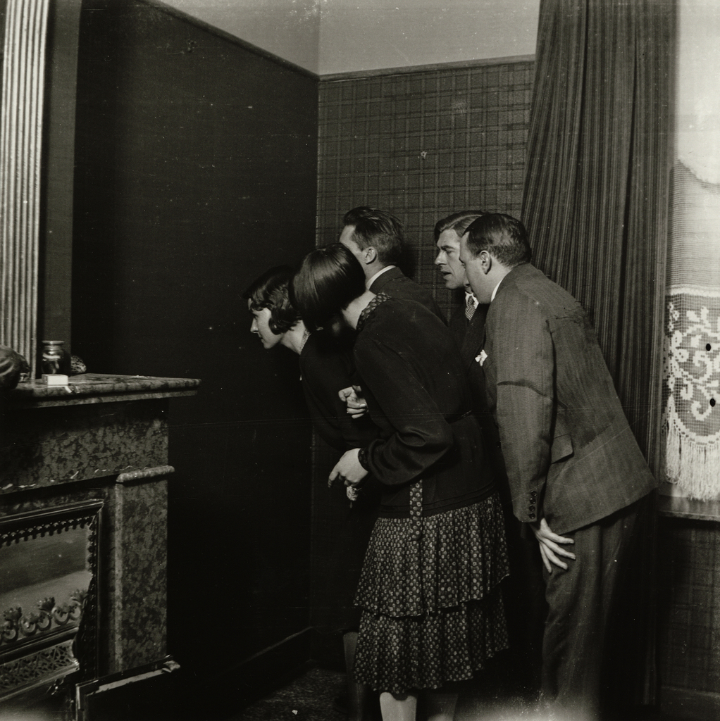 Paul Nougé, La naissance de l’objet [The Birth of an Object], 1930 