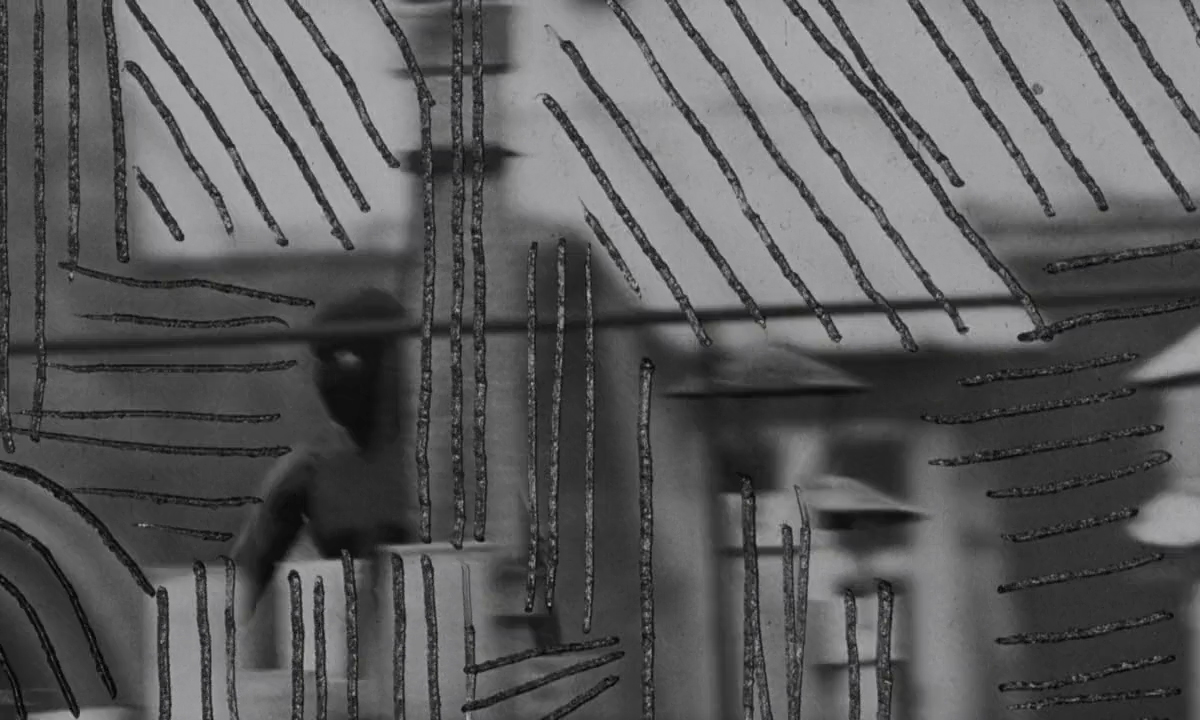 (8) Irma Vep (Olivier Assayas, 1996) (8) Irma Vep (Olivier Assayas, 1996)